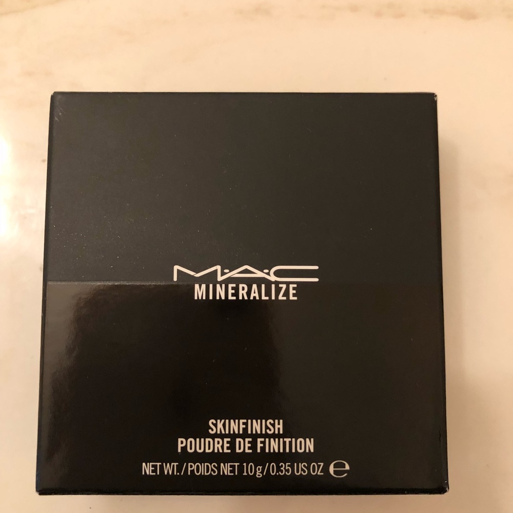 MAC MINERALIZED SKINFINISH POWDER